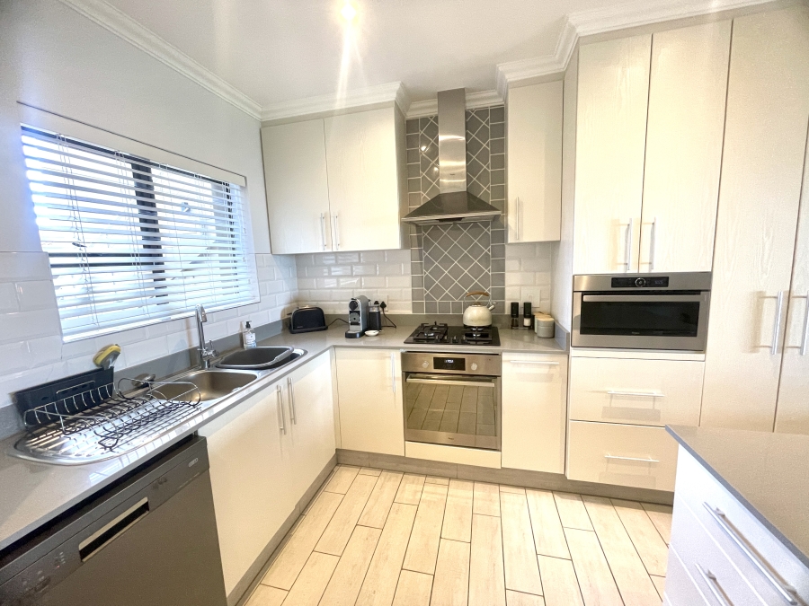 3 Bedroom Property for Sale in The Hill Western Cape